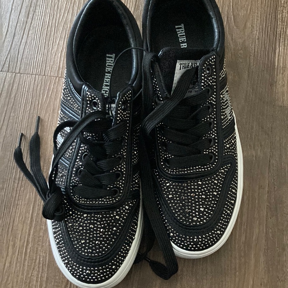 True Religion Sneakers Women Sparkly and black with White soles